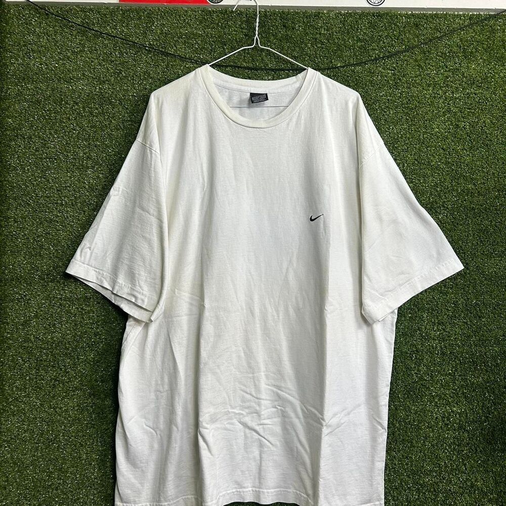 Nike Men's White T-shirt